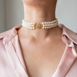 Κολιέ choker με Κ14 χρυσό κούμπωμα και 3 σειρές λευκά μαργαριτάρια - F1252328