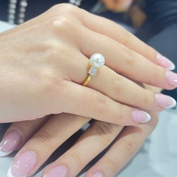 Δαχτυλίδι χρυσό Κ18 με μαργαριτάρι South Sea - M316407