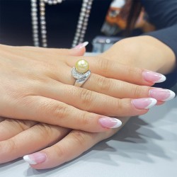 Δαχτυλίδι λευκόχρυσο Κ18 με μαργαριτάρι South Sea - F122765