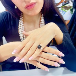 Δαχτυλίδι Κ18 λευκόχρυσο με όνυχα και διαμάντια - M306747