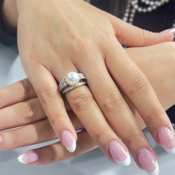 Δαχτυλίδι λευκόχρυσο Κ18 με μαργαριτάρι Akoya - W312485