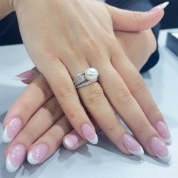 Δαχτυλίδι λευκόχρυσο Κ18 με μαργαριτάρι Akoya - W312485