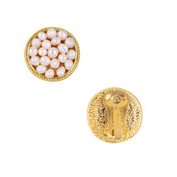 Σκουλαρίκια με λευκά μαργαριτάρια και βάση από ατσάλι με κλιπ - F126875