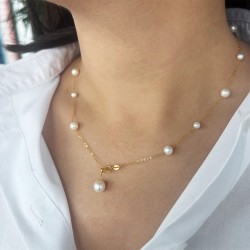 Κολιέ με Κ18 χρυσή αλυσίδα και λευκά μαργαριτάρια - F126770