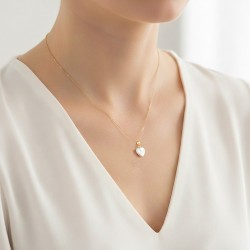 Μενταγιόν σε Κ18 χρυσή βάση με λευκό μαργαριτάρι - G319951