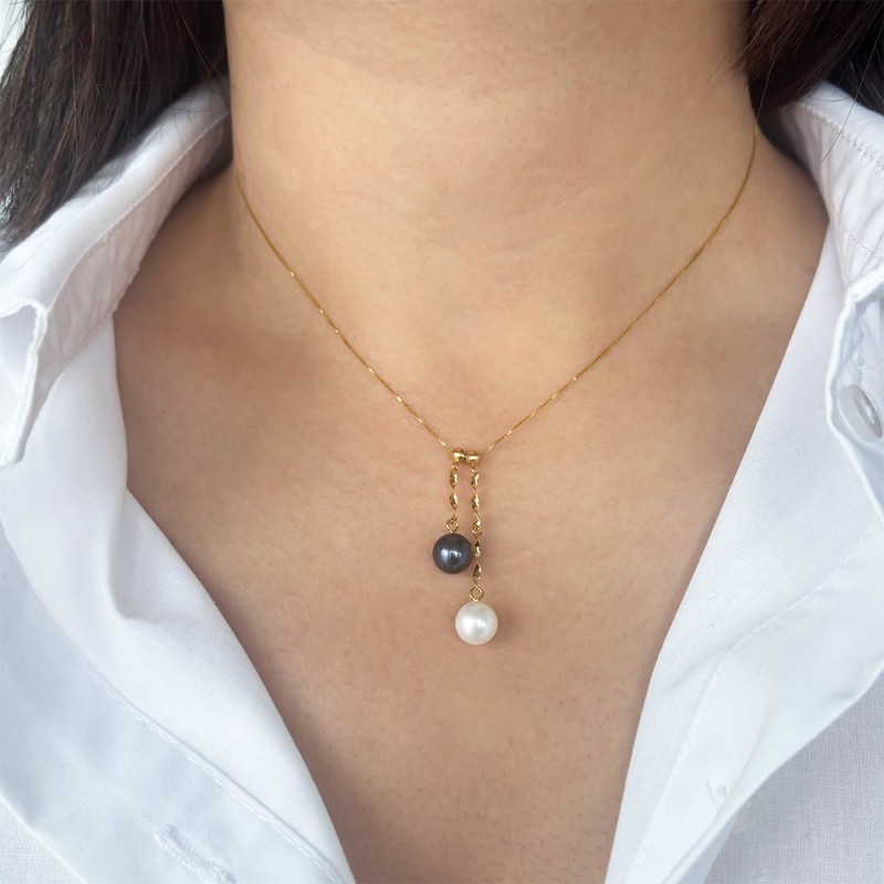 Κολιέ Κ18 χρυσή αλυσίδα με λευκό και μαύρο Q.T.V. - F415019