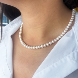 Κολιέ με Κ14 χρυσό κούμπωμα και λευκά μαργαριτάρια 6-6,5 χιλιοστών - F126764