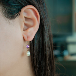 Σκουλαρίκια σε Κ14 χρυσή βάση με Amethyst και μαργαριτάρι - F124061A