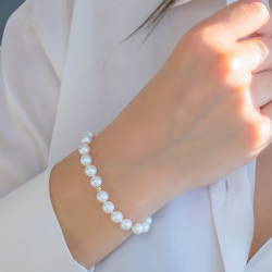 Βραχιόλι με Κ14 χρυσά στοιχεία και λευκά μαργαριτάρια - L124101