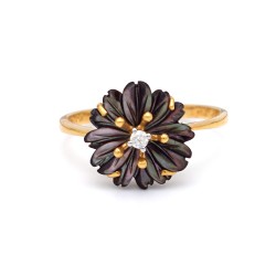 Δαχτυλίδι χρυσό Κ18 με μαύρο λουλούδι - M311303