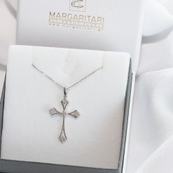 Χρυσός σταυρός 18 καρατίων με διαμάντια - M315230